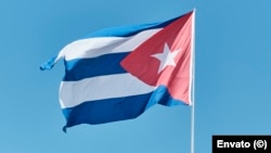 Una bandera cubana.
